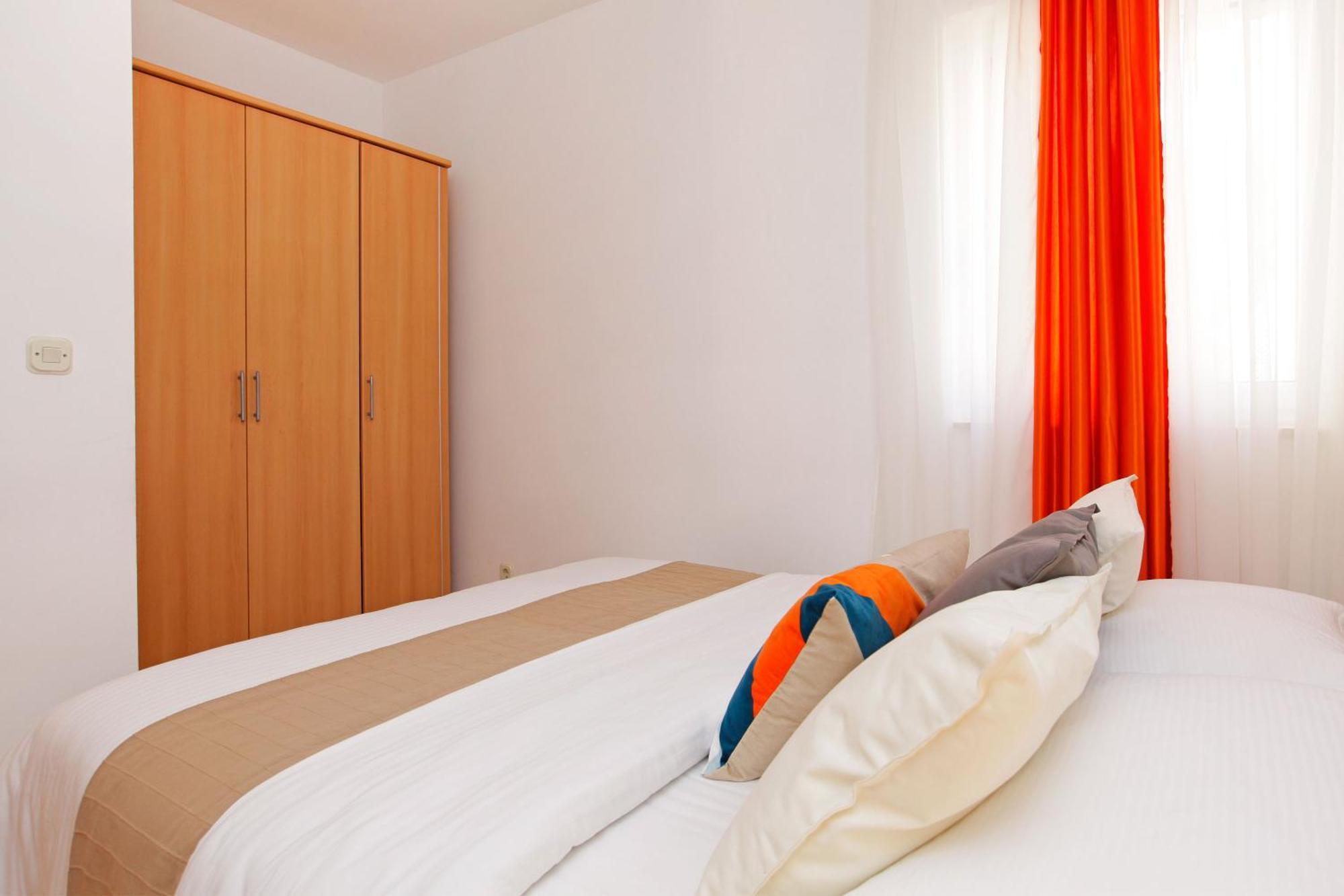 Apartments Villa Adria Бол Номер фото